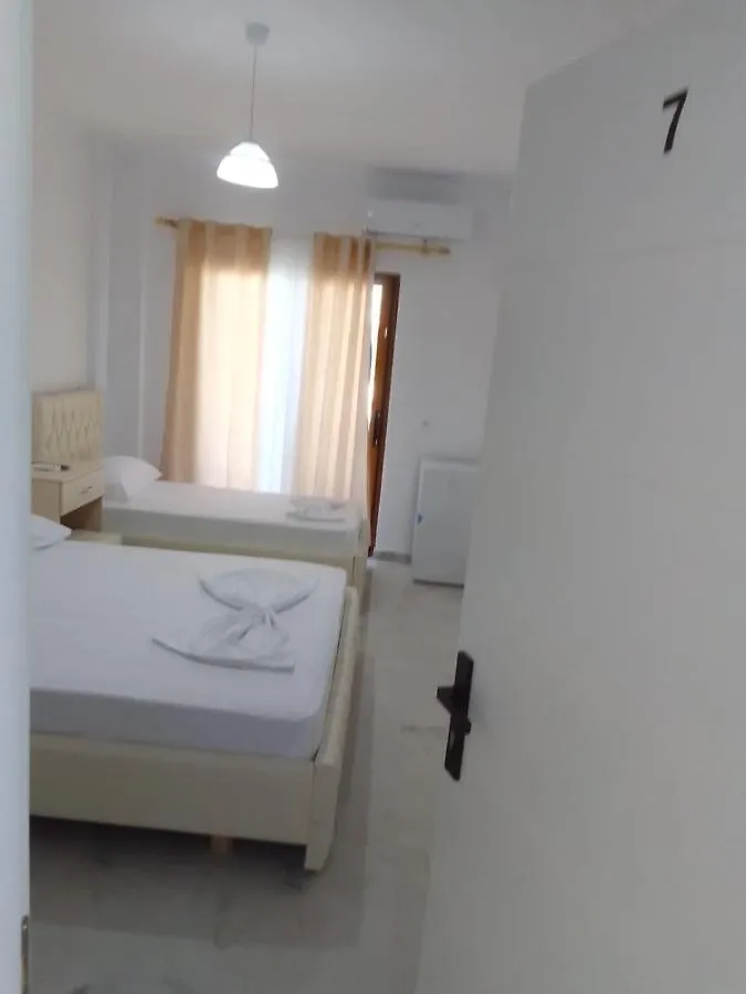 Vila Hergi Sarande 0*,
